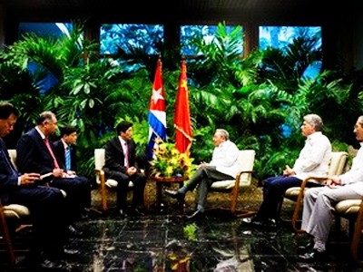 China y Cuba aumentan cooperación bilateral - ảnh 1