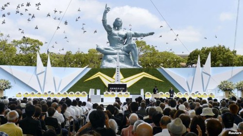 Japón conmemora 68 años del lanzamiento de bomba atómica en Nagasaki - ảnh 1