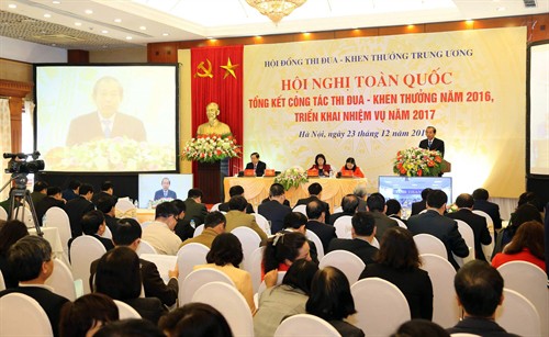 Vietnam reforma la entrega de reconocimiento al personal del Estado - ảnh 1