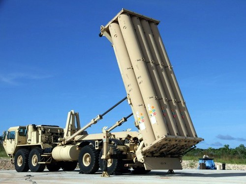 Japón deja abierta posibilidad de despliegue de sistema de misiles Thaad - ảnh 1