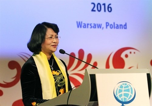 Vicepresidenta de Vietnam visita Mongolia y asiste a XXVII Cumbre Global de Mujeres en Japón - ảnh 1