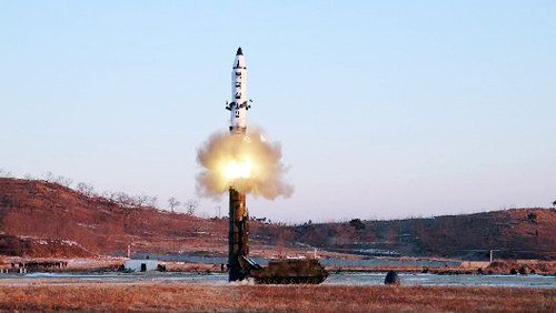 Cuestionan medidas punitivas para aliviar tensión en península coreana  - ảnh 1
