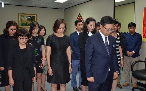 Prosiguen en extranjero actividades luctuosas por el deceso del exprimer ministro de Vietnam - ảnh 3