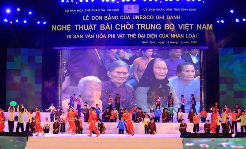Vietnam recibe el reconocimiento de la Unesco al canto “bài chòi”  - ảnh 1