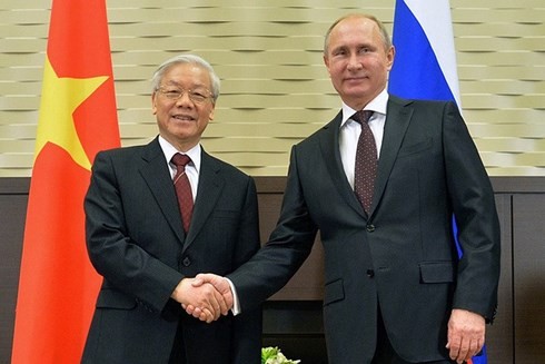 Máximo líder político de Vietnam parte de Hanoi para iniciar su visita a Rusia - ảnh 1