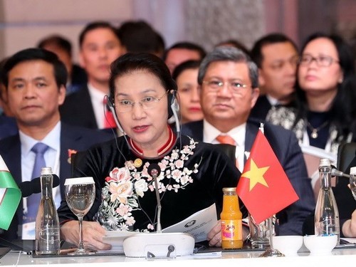 Vietnam llama a parlamentos euroasiáticos a respaldar impulso de conectividad económica - ảnh 1