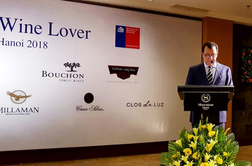 Chile promueve marca vitivinícola en una degustación en Hanói - ảnh 1