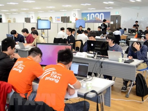 Vietnam y Japón compiten en la final del concurso de programación de inteligencia artificial - ảnh 1