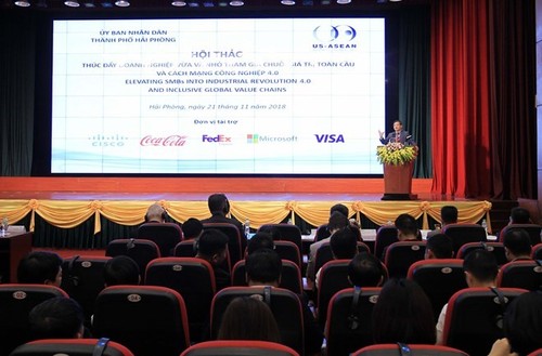 Estados Unidos presta apoyo a pequeñas y medianas empresas de Vietnam - ảnh 1
