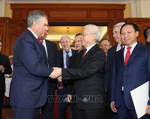 Presidente de Duma Estatal de Rusia termina visita a Vietnam - ảnh 1