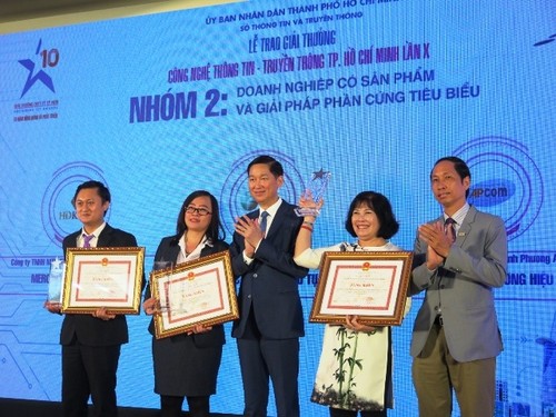 Ciudad Ho Chi Minh honra los productos cibernéticos más eficientes para el urbanismo inteligente - ảnh 1