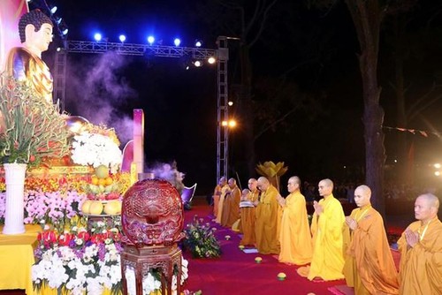 Hai Duong inaugura Festival budista en saludo a la nueva primavera - ảnh 1