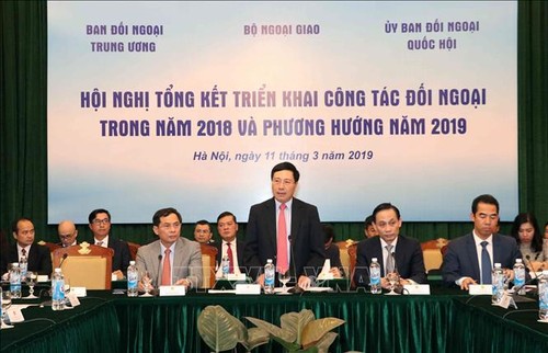 Vietnam pone en marcha la política exterior de 2019  - ảnh 1