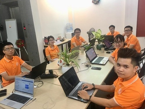Empresa emergente de Vietnam gana premio de negocio electrónico en Suiza - ảnh 1