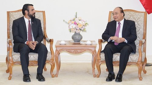 Jefe del Gobierno vietnamita ensalza aportes del saliente embajador panameño a los lazos binacionales - ảnh 1