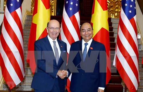 Vietnam incentiva a Estados Unidos a colocar capitales en el mercado nacional - ảnh 1