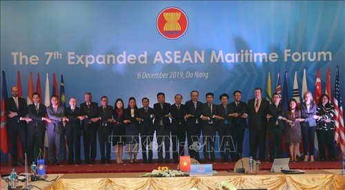 Consolidan cooperación marítima entre bloque del Sudeste Asiático y los socios  - ảnh 1