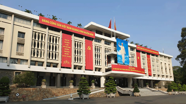 Ciudad Ho Chi Minh celebra 45 años de liberación del Sur - ảnh 1