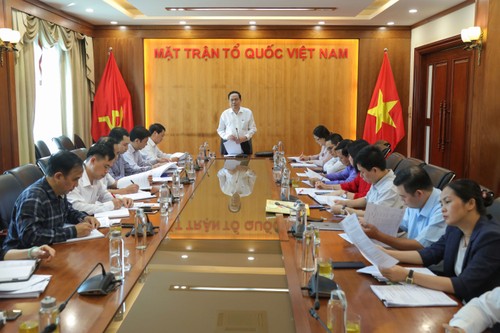 Unen las manos para apoyar a ciudadanos vietnamitas con escasos recursos económicos - ảnh 1
