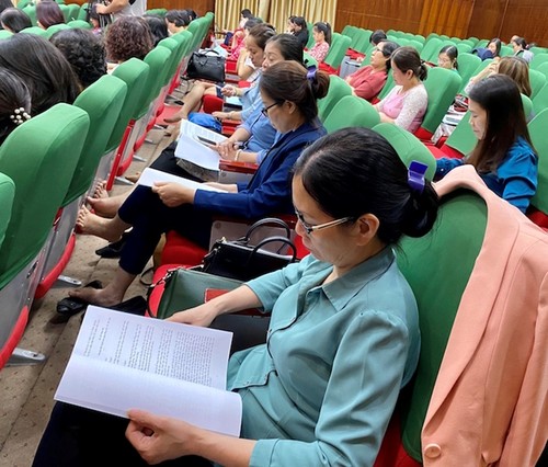 Vietnam concreta medidas para garantizar los derechos de la mujer en el nuevo período - ảnh 1