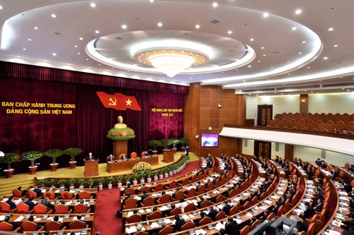 La segunda jornada del XIV Pleno del Comité Central del Partido Comunista de Vietnam - ảnh 1