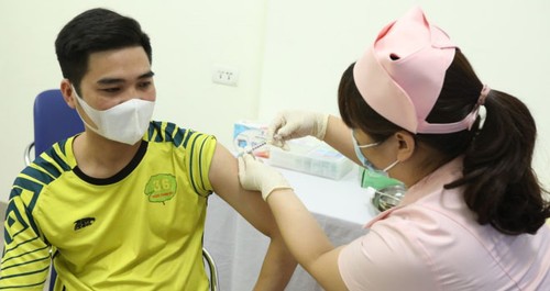 Otras 15 personas inoculadas para probar la vacuna COVIVAC contra covid-19 en Vietnam - ảnh 1