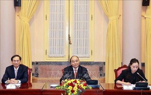 El jefe de Estado de Vietnam recibe a representantes diplomáticos de la Asean - ảnh 1