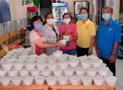 Duong Thi Kim Dung, una mujer sobresaliente en el voluntariado - ảnh 2