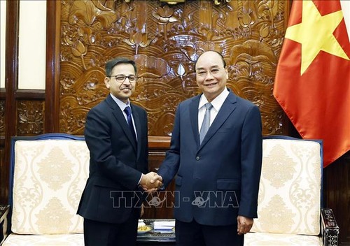 El presidente de Vietnam recibe al embajador indio   - ảnh 1