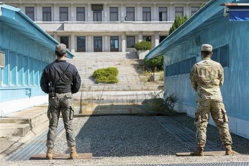 Corea del Sur aboga por reanudar contacto intercoreano el próximo año - ảnh 1