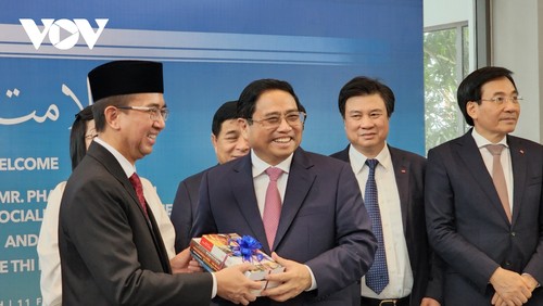Aumenta la cooperación universitaria entre Vietnam y Brunéi - ảnh 1