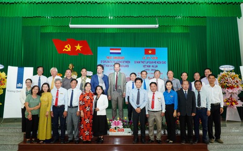 Celebran 50 años de relaciones diplomáticas con Países Bajos en la provincia de Dong Thap - ảnh 1