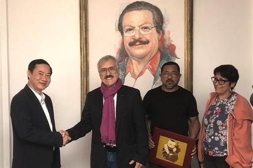 Aumenta la cooperación entre los Partidos Comunistas de Vietnam y Colombia - ảnh 1