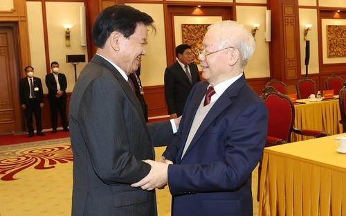 Profundización de la amistad y solidaridad especial entre Vietnam y Laos - ảnh 1