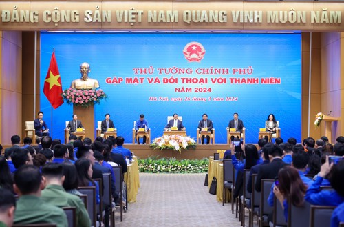 Los jóvenes abanderan la transformación digital en Vietnam - ảnh 1