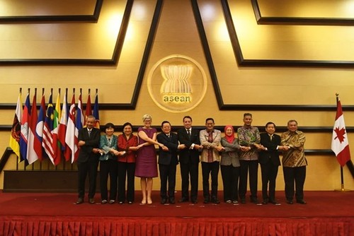 Canadá y ASEAN impulsan relaciones en respuesta al cambio climático - ảnh 1