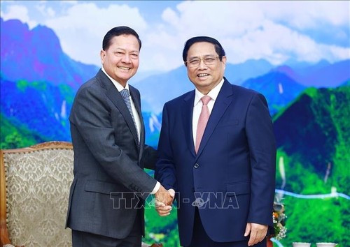 Vietnam siempre considera prioritaria la cooperación integral con Camboya - ảnh 1