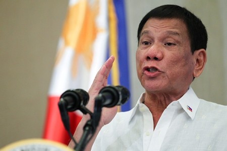 Presidente filipino repudia la negociación con grupo insurgente - ảnh 1