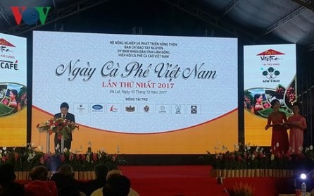 Inauguran Día del Café Vietnam 2017 - ảnh 1