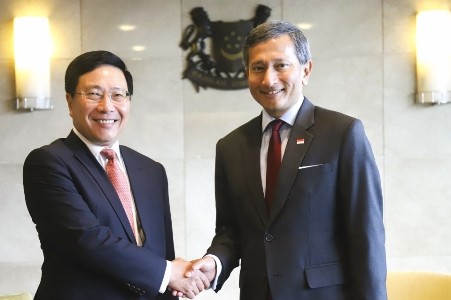 Vietnam y Singapur fortalecen relaciones  - ảnh 1