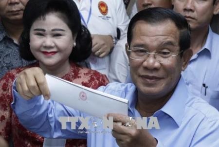 Líder partidista de Vietnam felicita las exitosas elecciones parlamentarias de Cambodia - ảnh 1