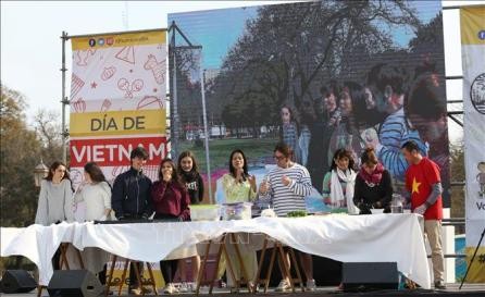 Celebran en Argentina el Día de Vietnam  - ảnh 1