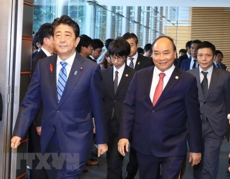 Premier de Vietnam termina exitosamente su visita a Japón  - ảnh 1