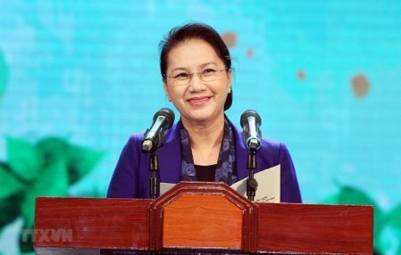 Presidenta de Asamblea Nacional de Vietnam llama a más recursos para la reducción sostenible de pobreza - ảnh 1