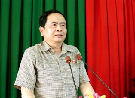 Líder del Frente de la Patria de Vietnam se reúne con electores en Can Tho - ảnh 1