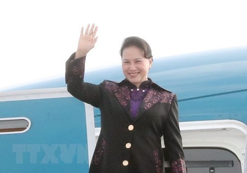 Líder parlamentaria de Vietnam inicia una visita a Francia - ảnh 1