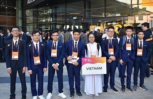 Estudiantes vietnamitas triunfan en Olimpiada Asiática de Física  - ảnh 1