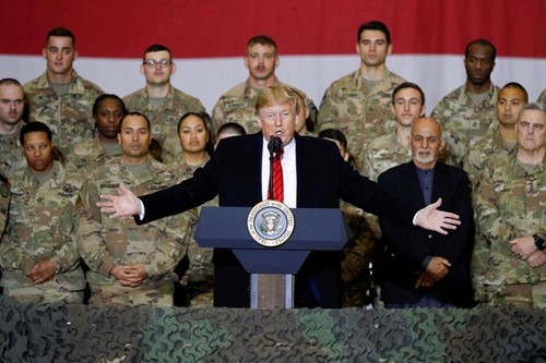 Trump visita a soldados estadounidenses en Afganistán - ảnh 1