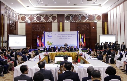 Celebran en Laos quinta Conferencia de ministros de Asuntos Exteriores Mekong-Lancang - ảnh 1