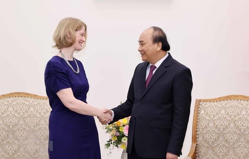 Primer ministro vietnamita recibe a embajadora saliente de Nueva Zelanda  - ảnh 1